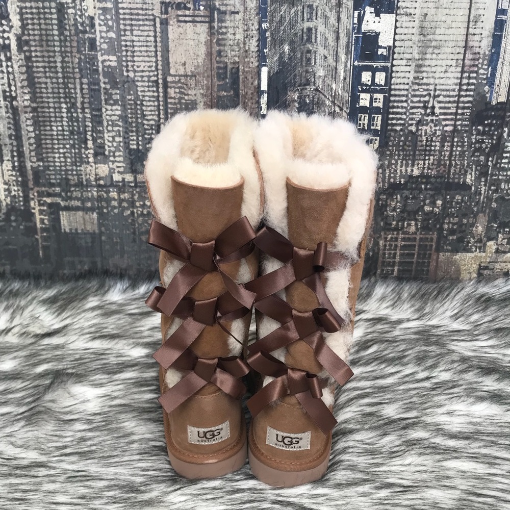 ✨New Kids UGG Bailey Bow Tall in Chestnut